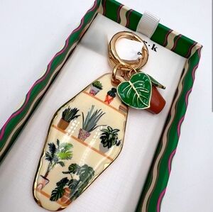 🍃🔹️ Piper K 🔹️beautiful Plants Shelf Plant Lover Key Chain Bag Charm